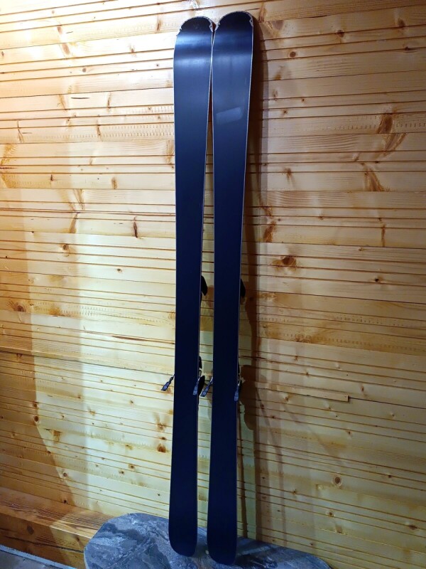 LYŽE VOLKL KANJO 84 175CM --MODEL 2024--